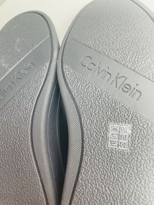 Calvin Klein шкіряні хайтопи, 37. Оригінал з Англії