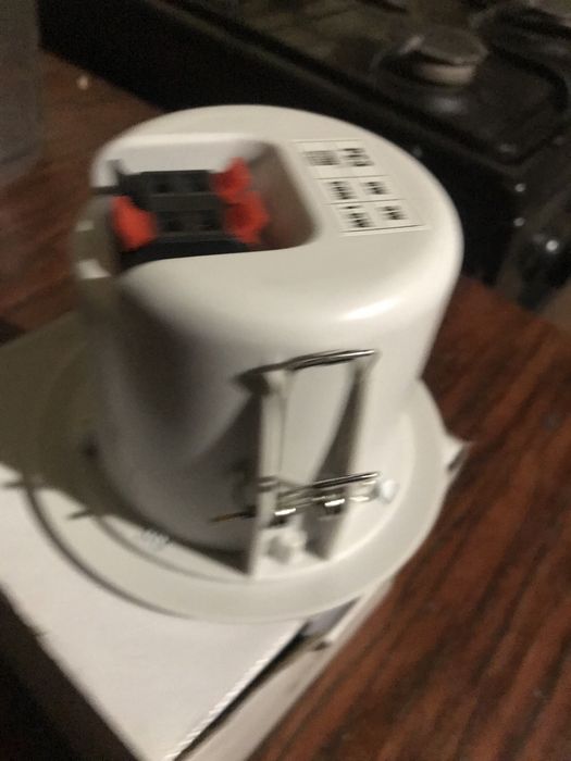 Динамик оповещения. Кололнка сповіщення. Динамік сповіщення.