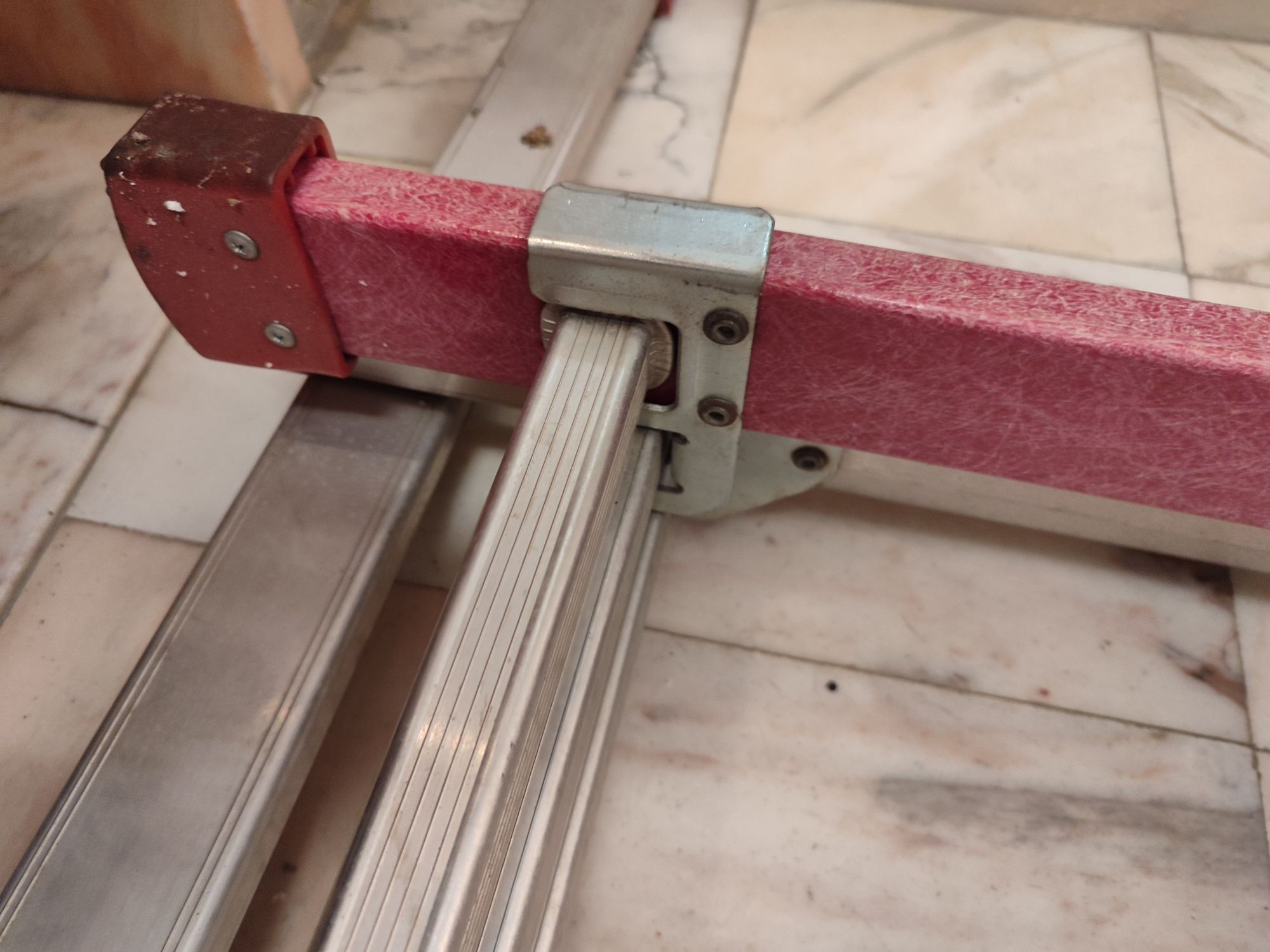 Escada Tripla 3x10 Degraus – Semi-Nova