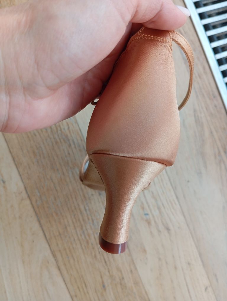 Buty taneczne rozm 37