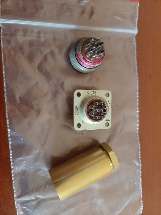 РС10ТВ Вилка Розетка кожух