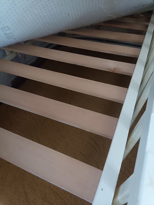 Дитяче ліжечко  в гарному стані