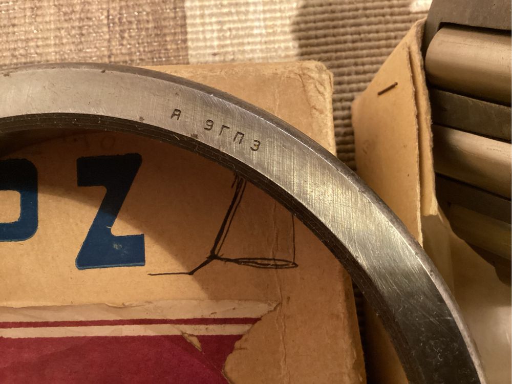 ROLAMENTO cónico gigante produzido na antiga URSS. CAIXA original