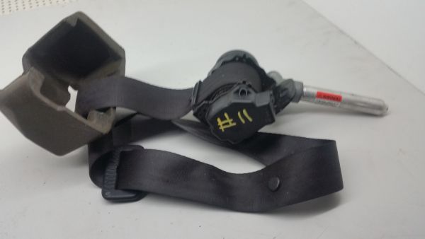 Pré-tensor cinto trás esquerdo VOLVO V50 (MW)