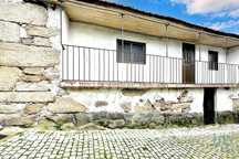 Casa / Villa T4 em Oura de 144,00 m2