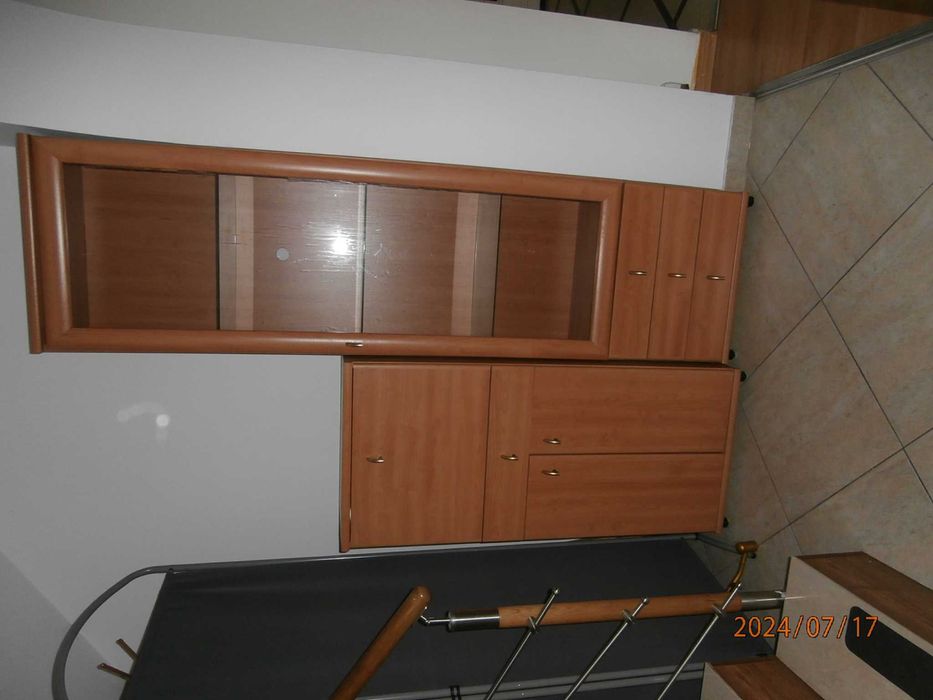 Witryna Słupek przeszklony+barek gratis kol. olcha używane czytaj opis