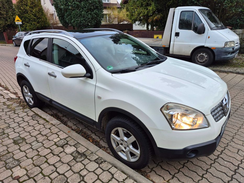 2.0 16 V benzyna,bogate wyposazenie ,nawigacja,kamerka,panorama