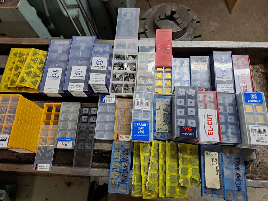 Płytki węglikowe skrawające tokarskie frezarskie narzędzia frez nóż