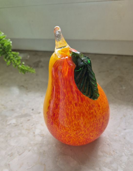 Szklany owoc Gruszka Costa Boda