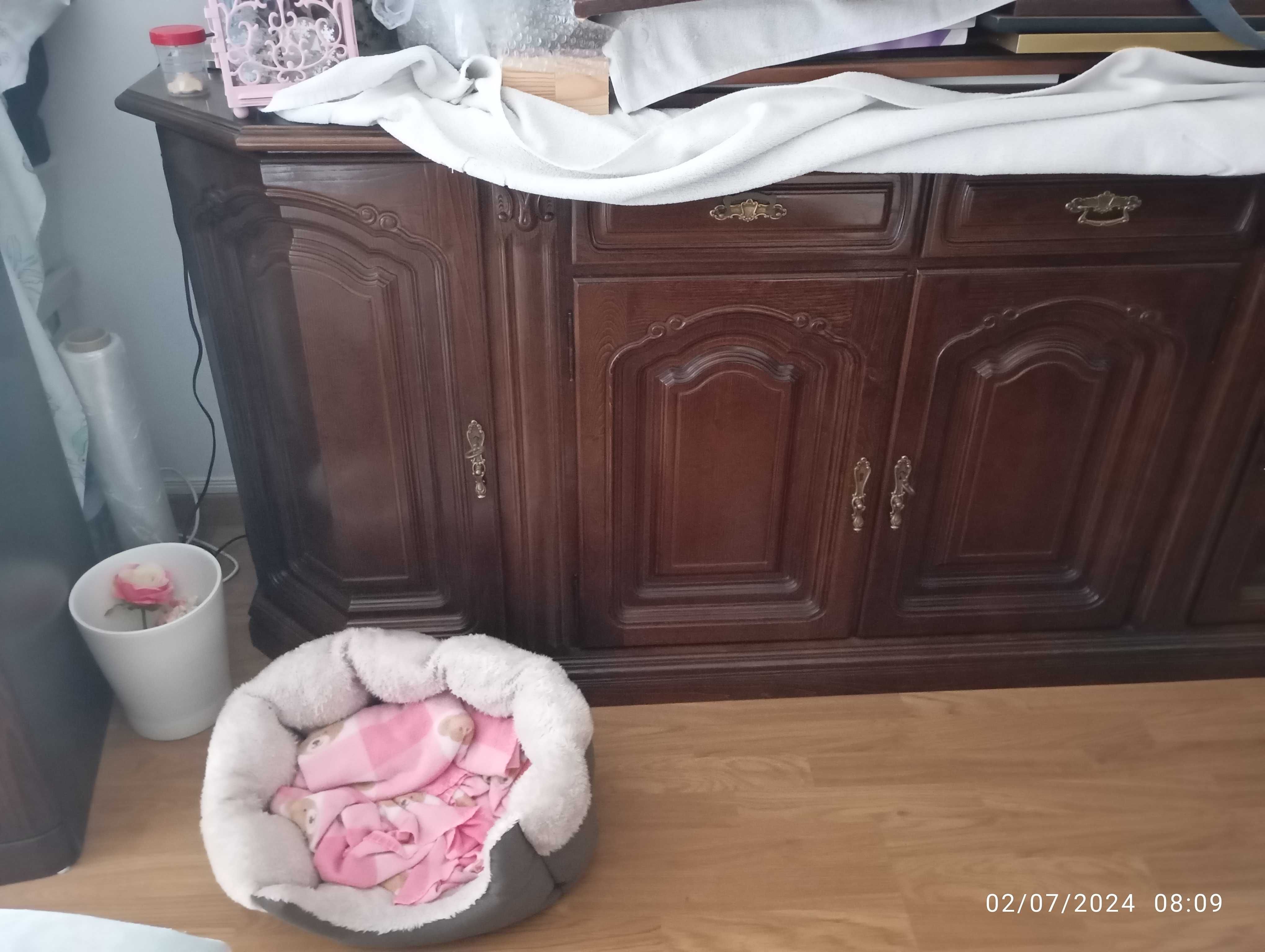 Mobília de sala e vários móveis