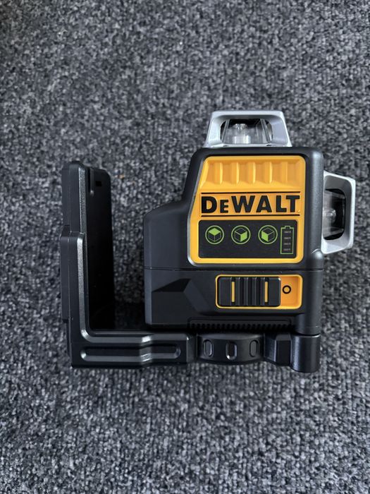 Laser krzyzowy de Walt nowy