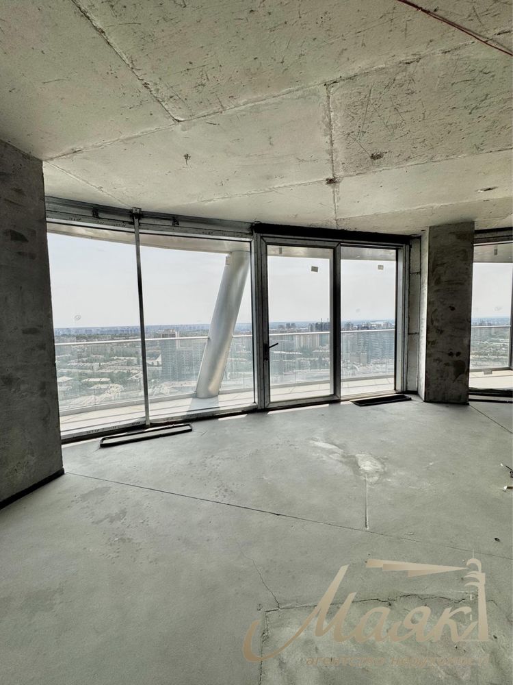 Продажа квартиры 240 кв.м. в ЖК Taryan Towers
