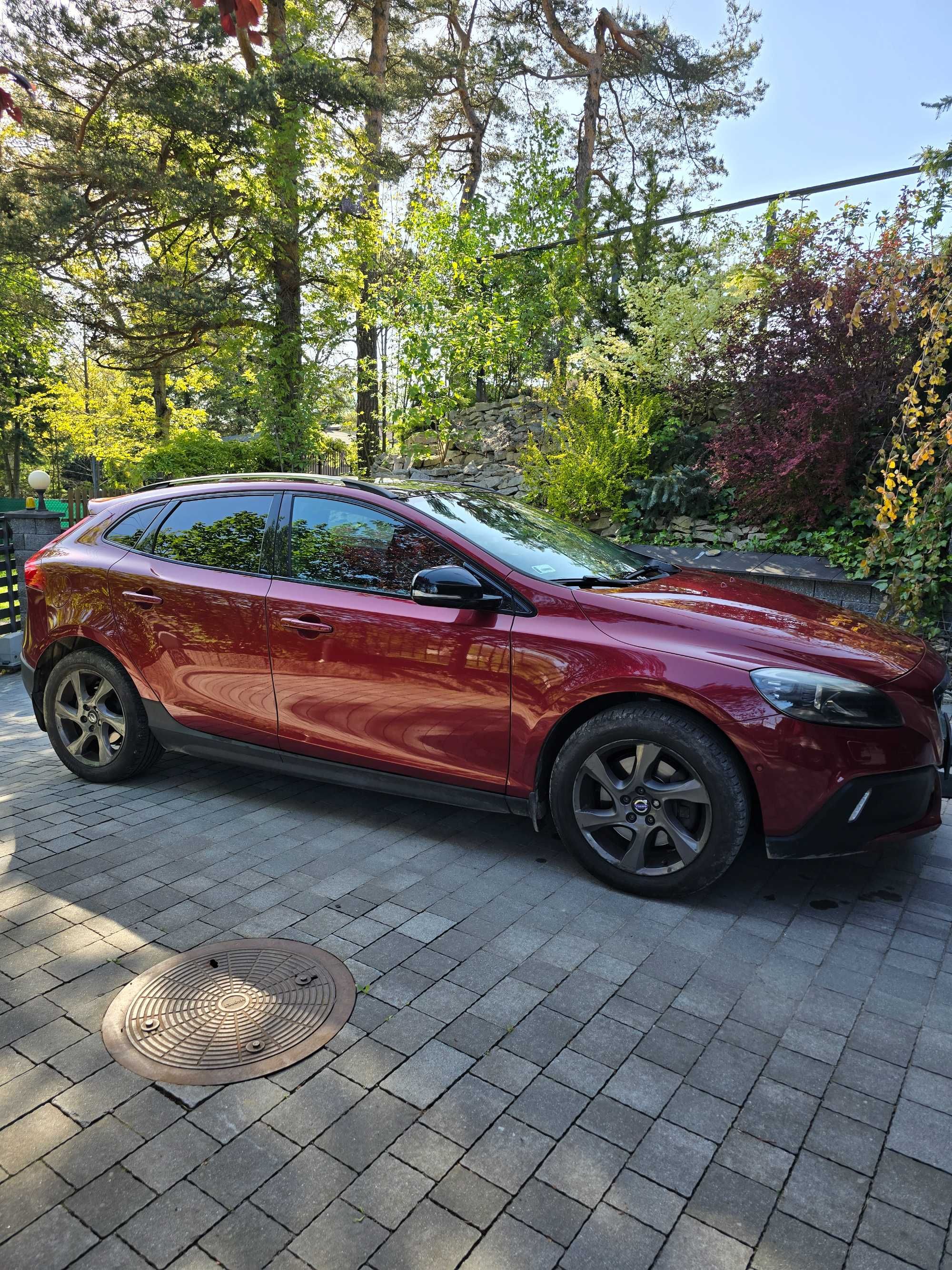 Volvo v40 cross country