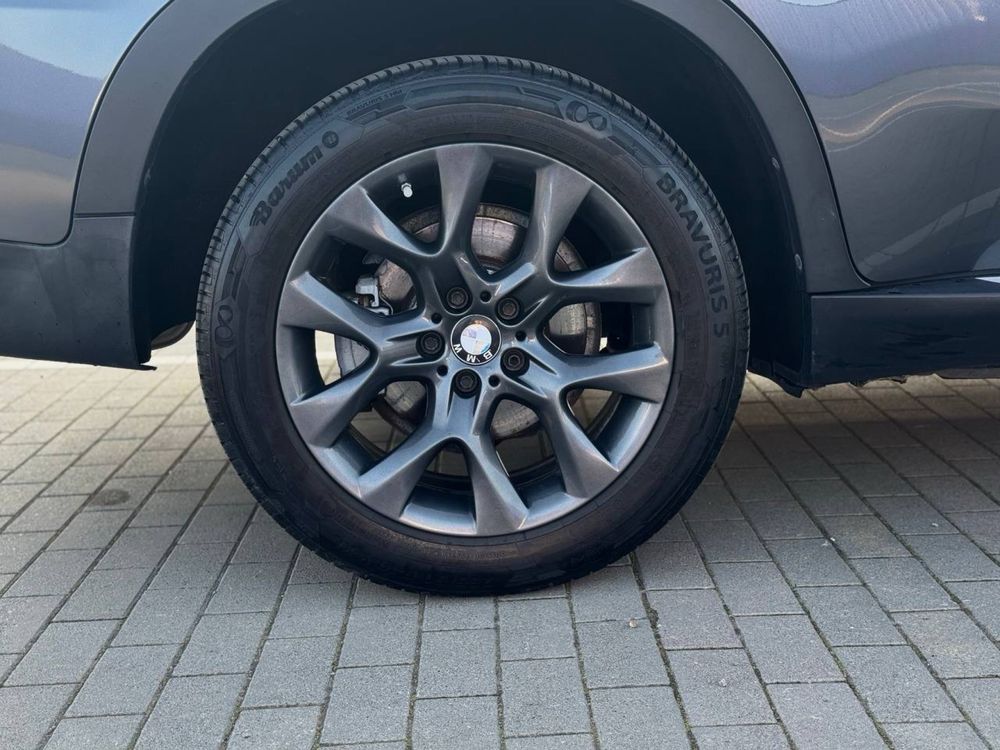 Bmw x5 E70 7місць Бмв х5 гарний стан 160км