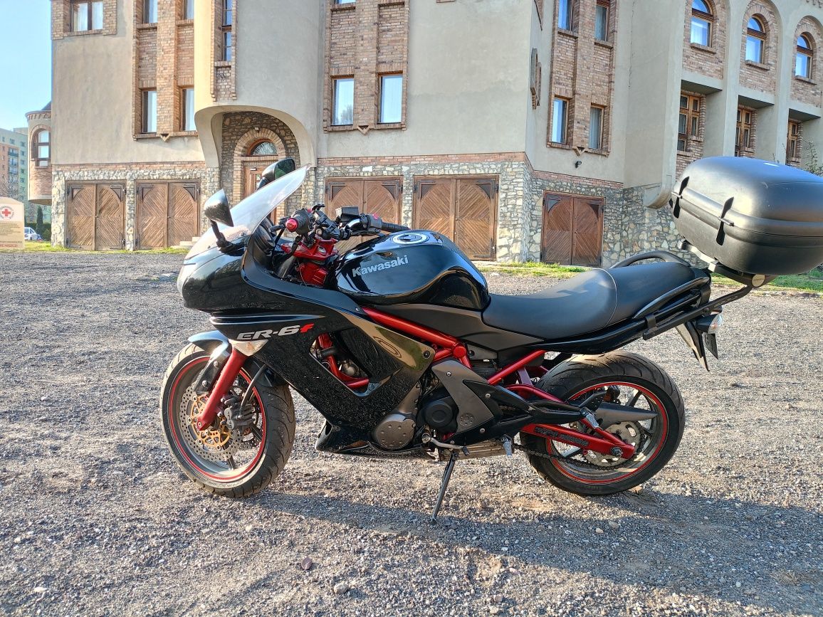 Motocykl Kawasaki ER6F