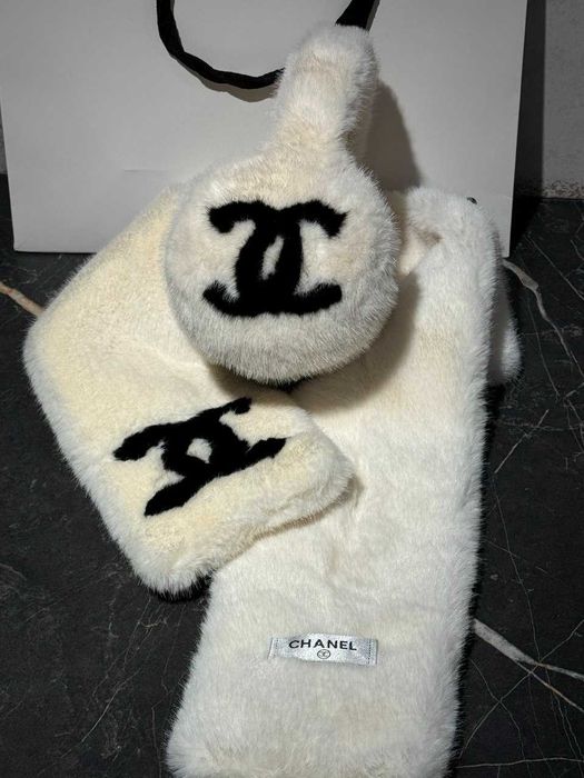 навушники і шарф в стилі CHANEL В НАЯВНОСТІ