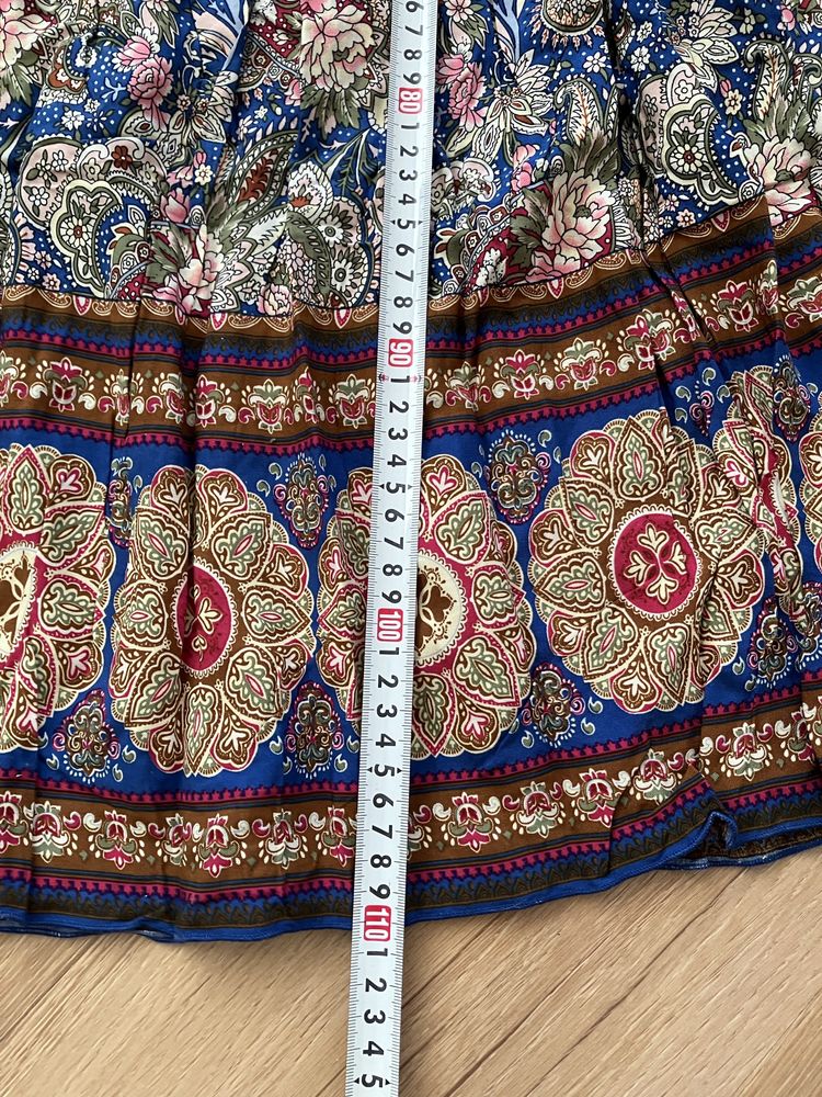 Sukienka midi we wzór boho