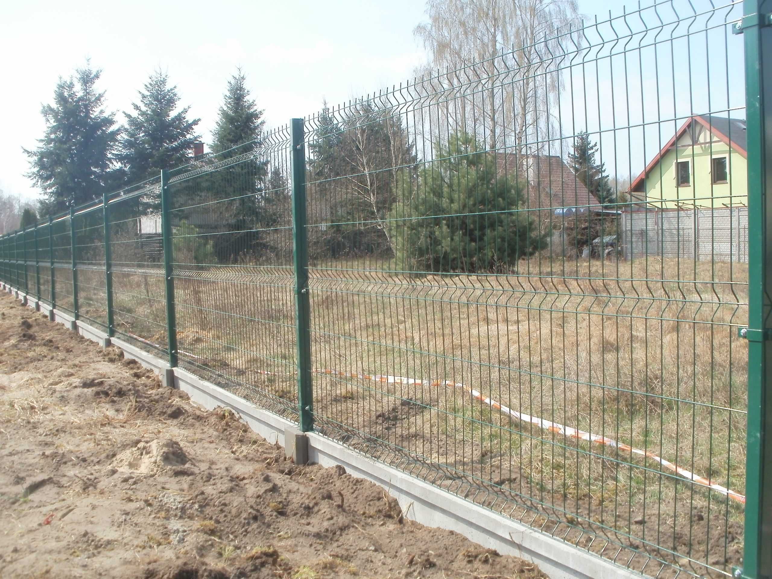 Kompletne ogrodzenie panelowe 153cm + podmurówka  z montażem