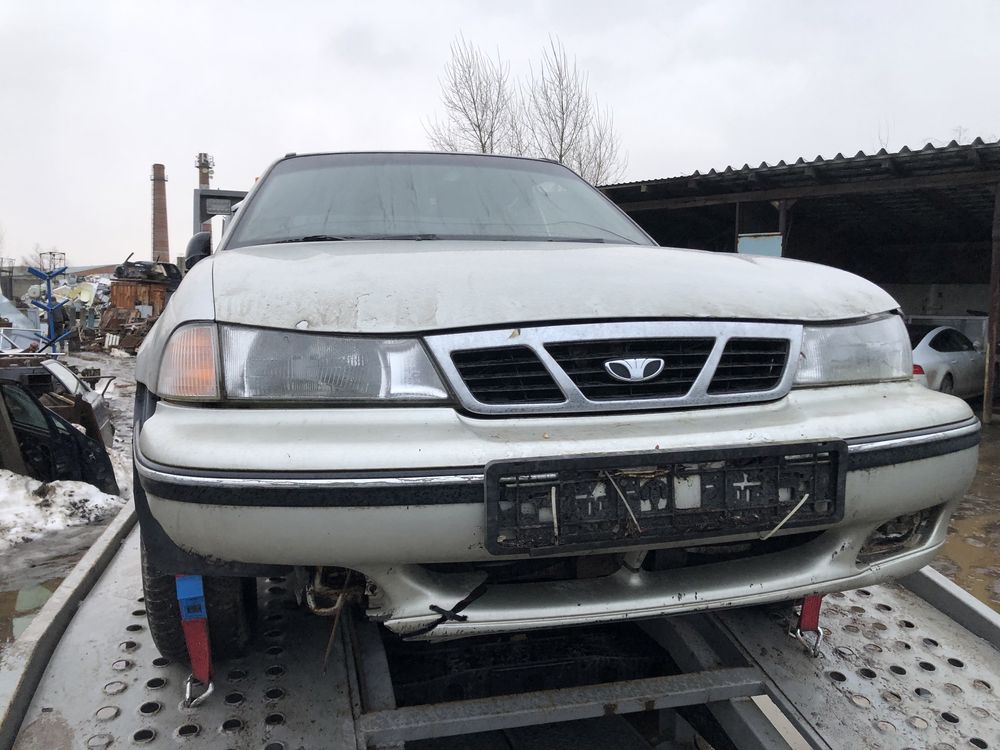 Продам daewoo nexia на Запчастини! 1.5і 1.6і кпп двигун