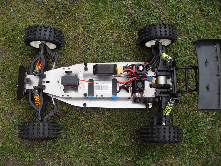 Carson Schattenjager Buggy FLUX CE6 1:6  2WD Elektryczny Model RC