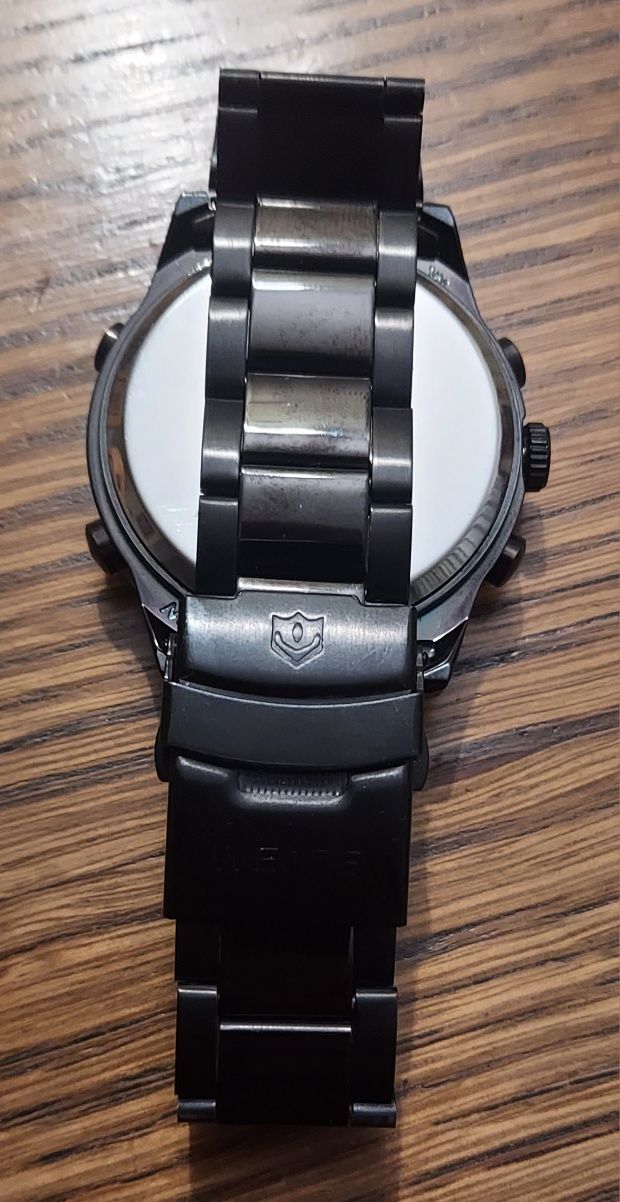 Часы WEIDE японский механизм новые .