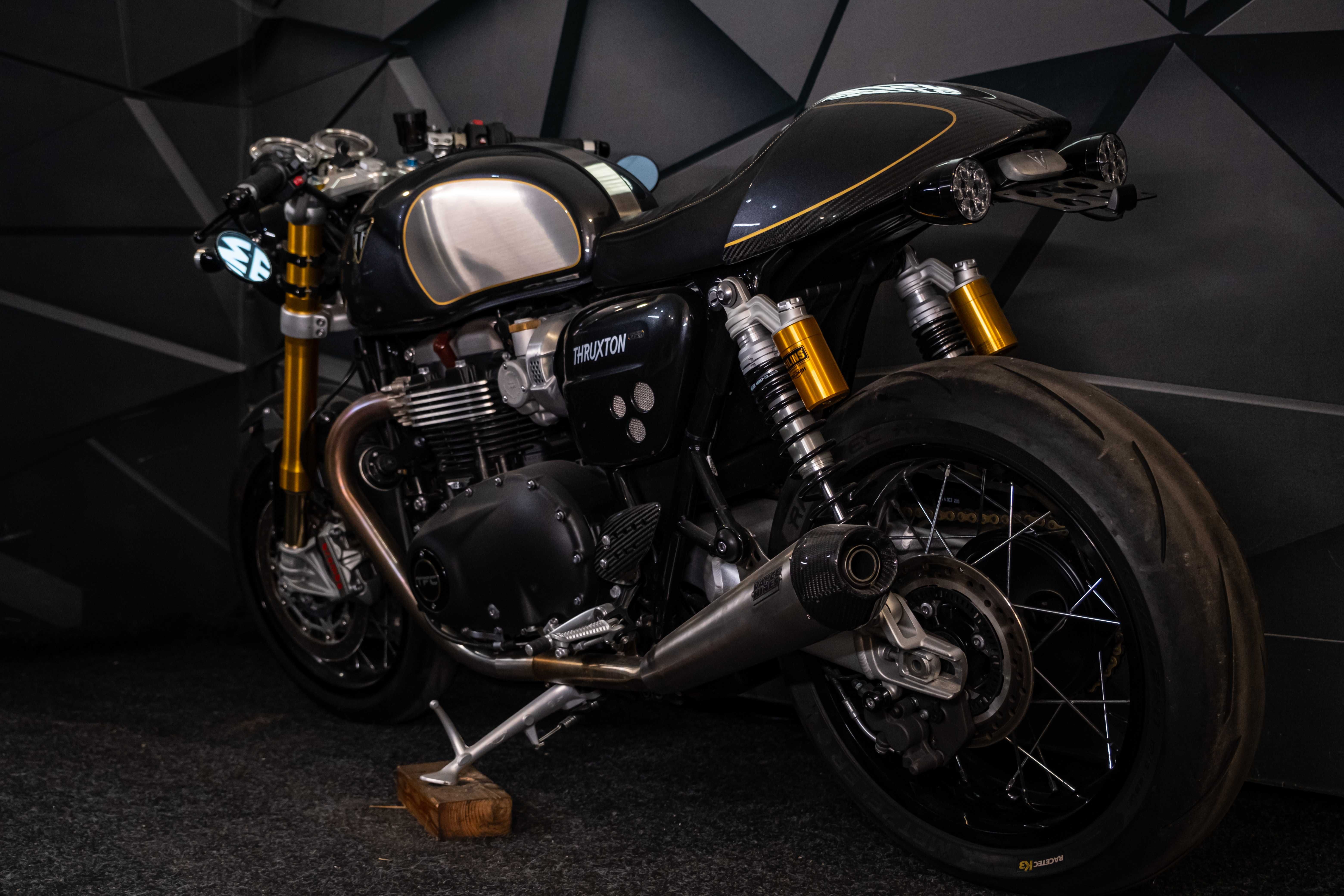 Triumph Thruxton 1200R TFC