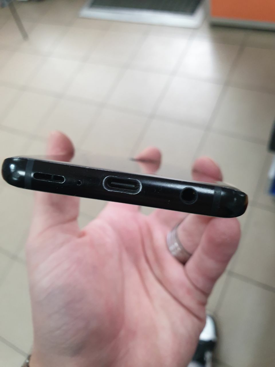 Терміново!!! Продам Samsung S9 4/64, Б/В