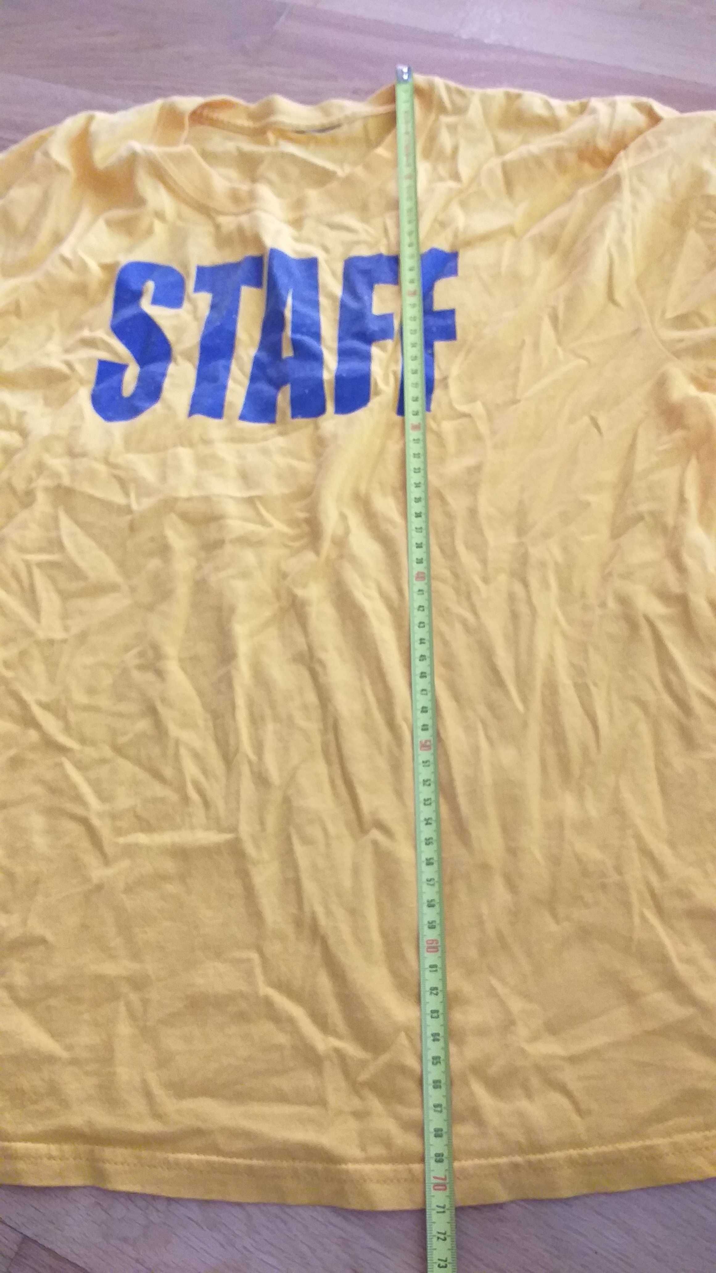 T-shirt oversize, męski - żółta koszulka z dużym napisem Staff