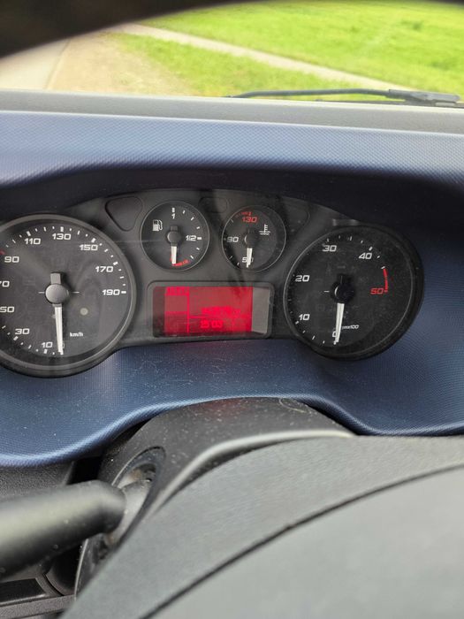 Iveco Daily Plandeka 35 18 Lamar 90 10EP 3.0 180km 140tys km 2018r