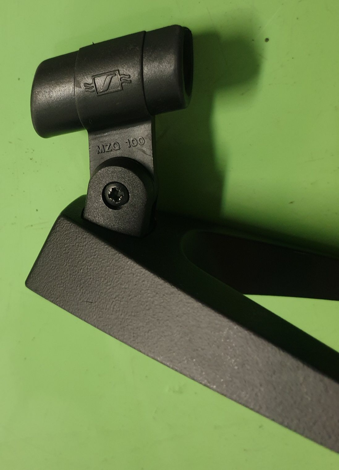 Podstawka stojak pod mikrofon Sennheiser MZT 441  + uchwyt MZQ 100