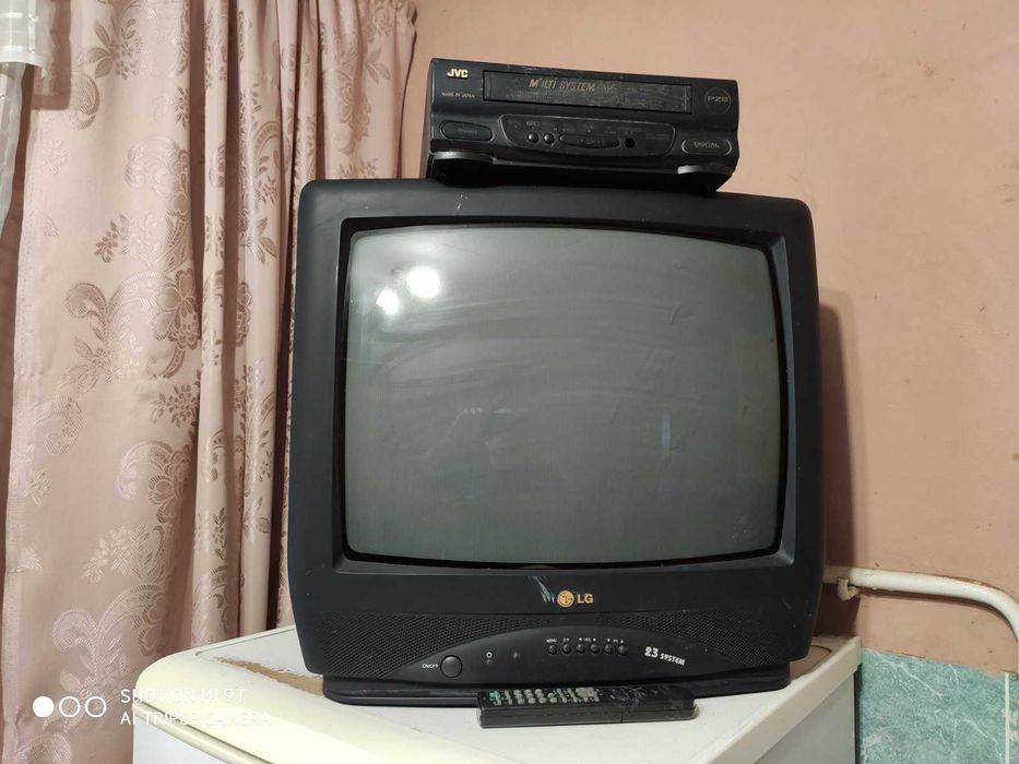 Відеомагнітофони - б\у.