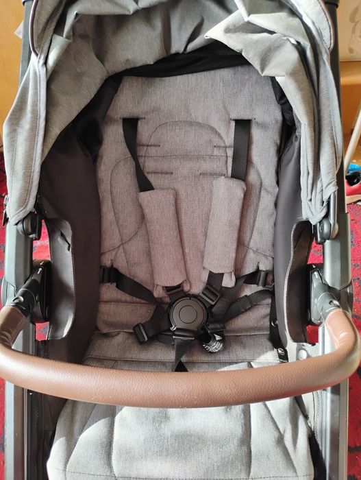 Sprzedam spacerówkę baby design look air