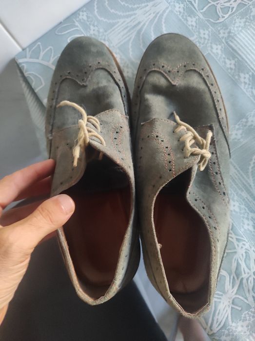 Vendo sapatos de camurça