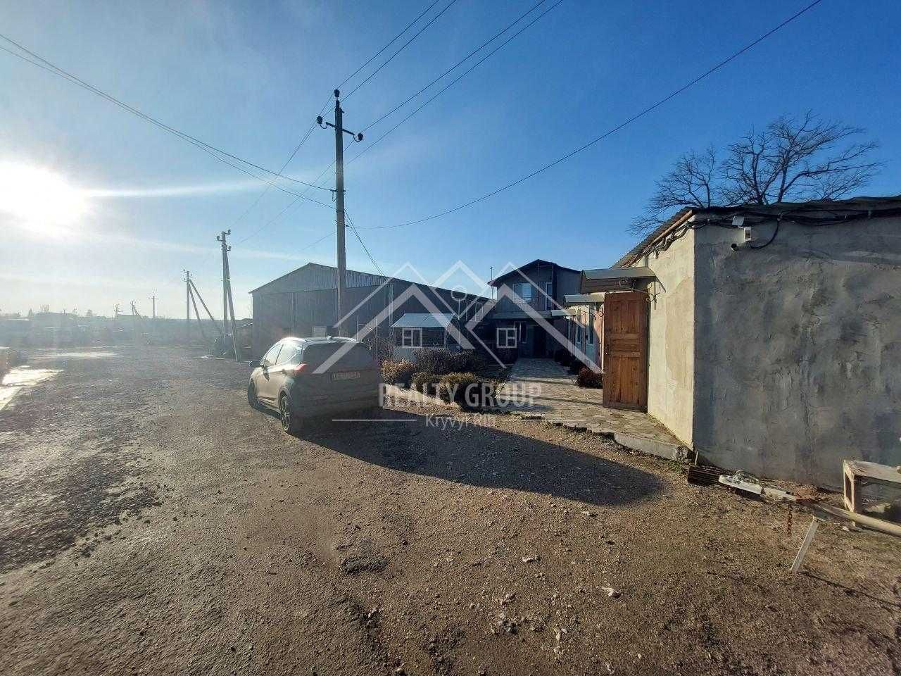 Продаж бази з приватизованою земельною ділянкою 3 га у ЦМ р-ні
