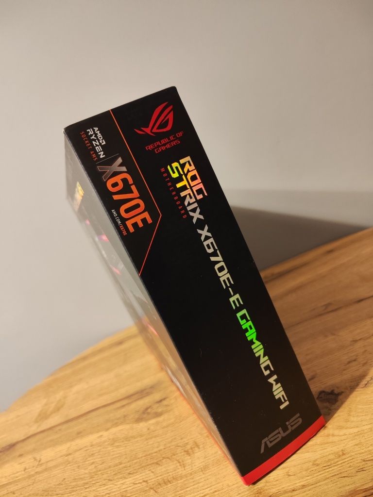 Nowa płyta główna Asus Róg Strix X670E-E Gaming WiFi