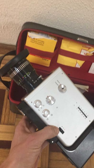 Máquina de filmar NIZO S56