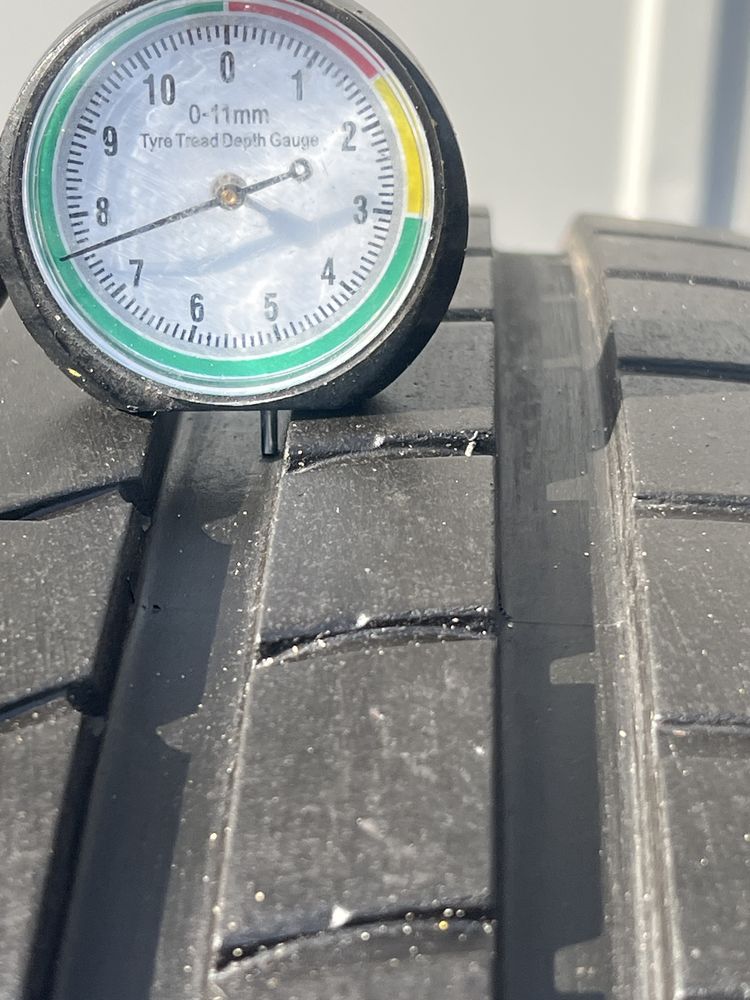 *Opony Goodyear eagle 285/40/21 para demo