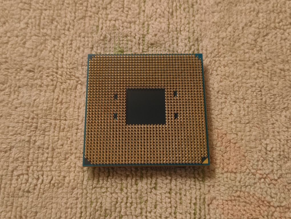 Procesor AMD Ryzen 5 2600 | Socket AM4