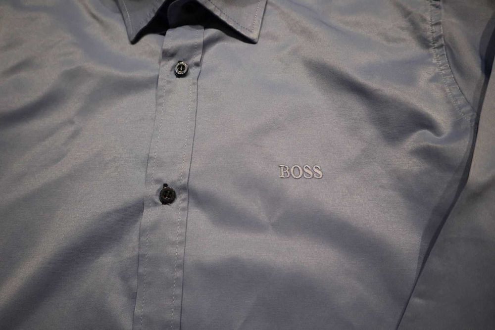 Фірмова чоловіча сорочка з довгим рукавом, розмір М