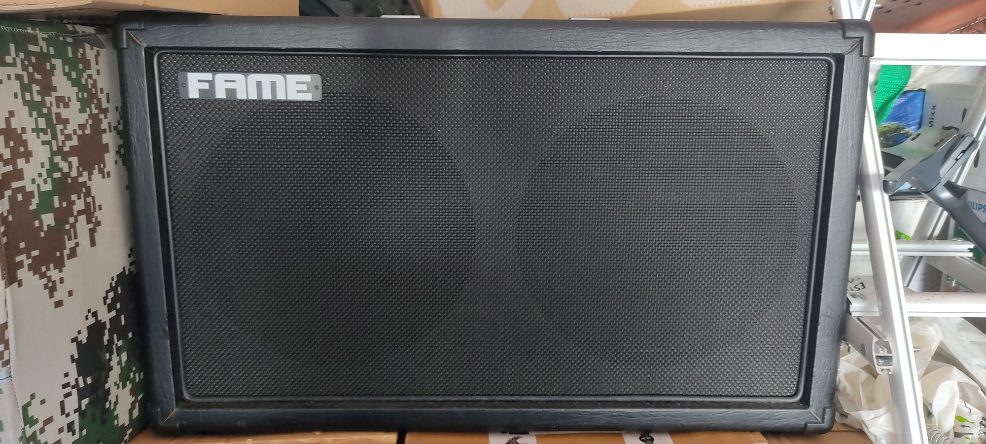 Coluna Fame 2x12" 200 Watts RMS a 8 Ohms