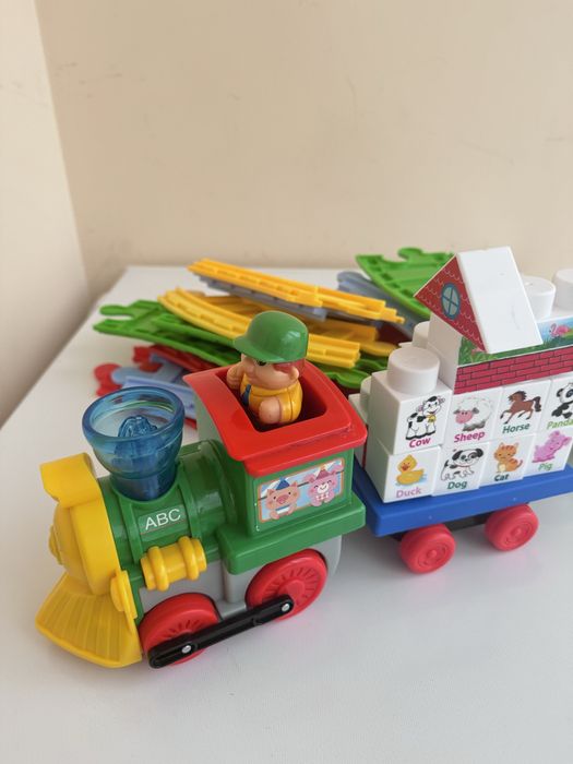 Дитячі іграшки розвиваючі та музичні