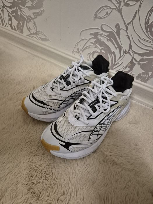 Кросівки білі puma velophasis always on