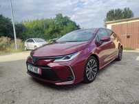 Toyota Corolla Toyota Corolla Nawi Radar Niski Przebieg