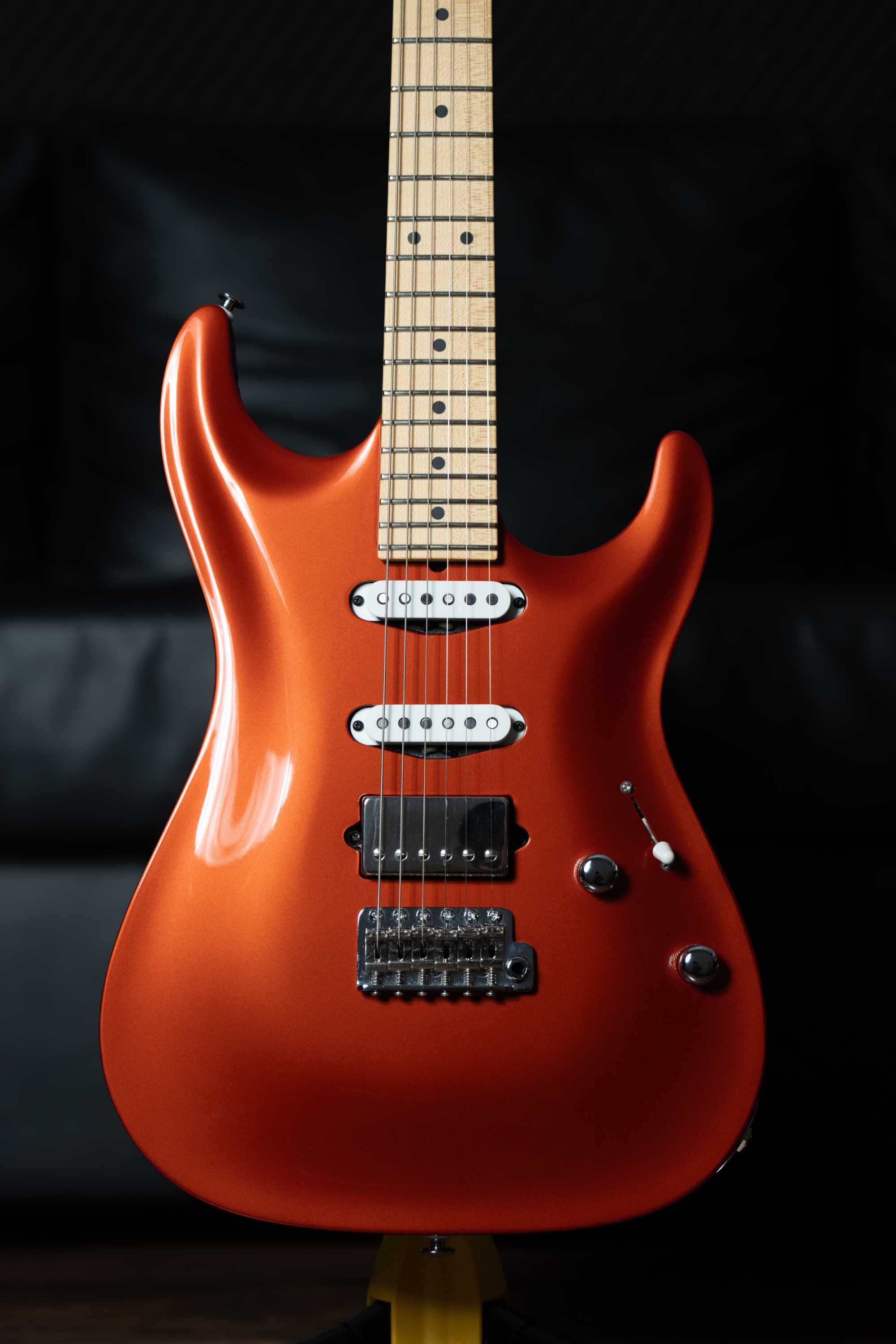 Suhr Custom Shop Standard Carve Top 2011 - Orange Crush Metallic