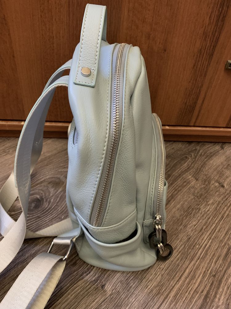 Рюкзак жіночий  шкіряний,в подарунок балетки Michael Kors