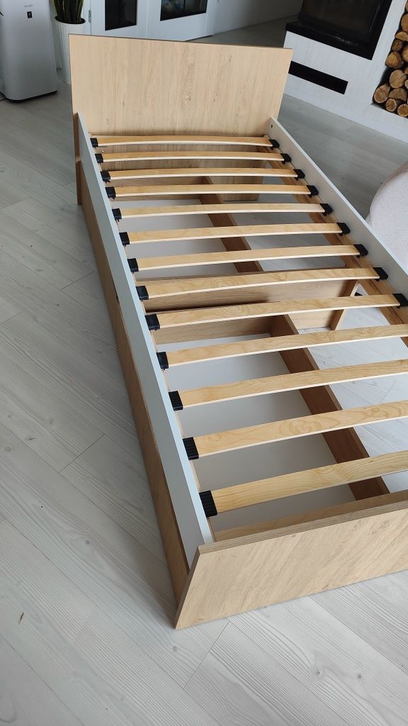 Łóżko 90x200 z szufladami