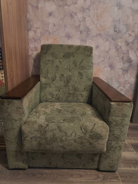 Продам крісло, не розкладне