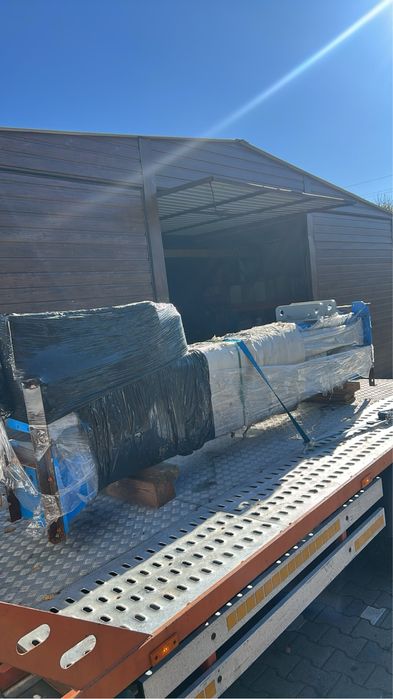 Pomoc drogowa24/7 ,przewóz pojazdów .