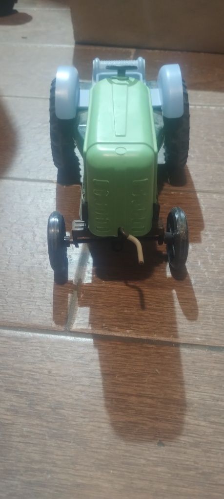 Трактор іграшка ссср "нерінга"