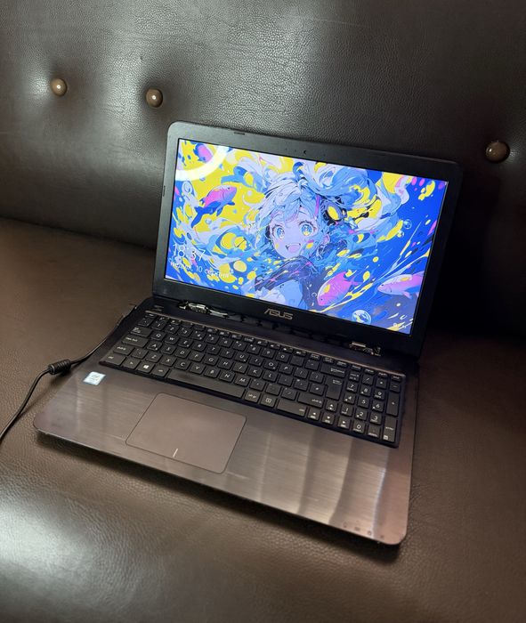 Ігровий Ноутбук бу Asus  / intel i5 gen 7 / SSD / 4GB ОЗУ